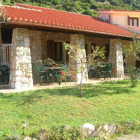 Bed and Breakfast Punto Di Ristoro Uttolo Baunei Exterior foto