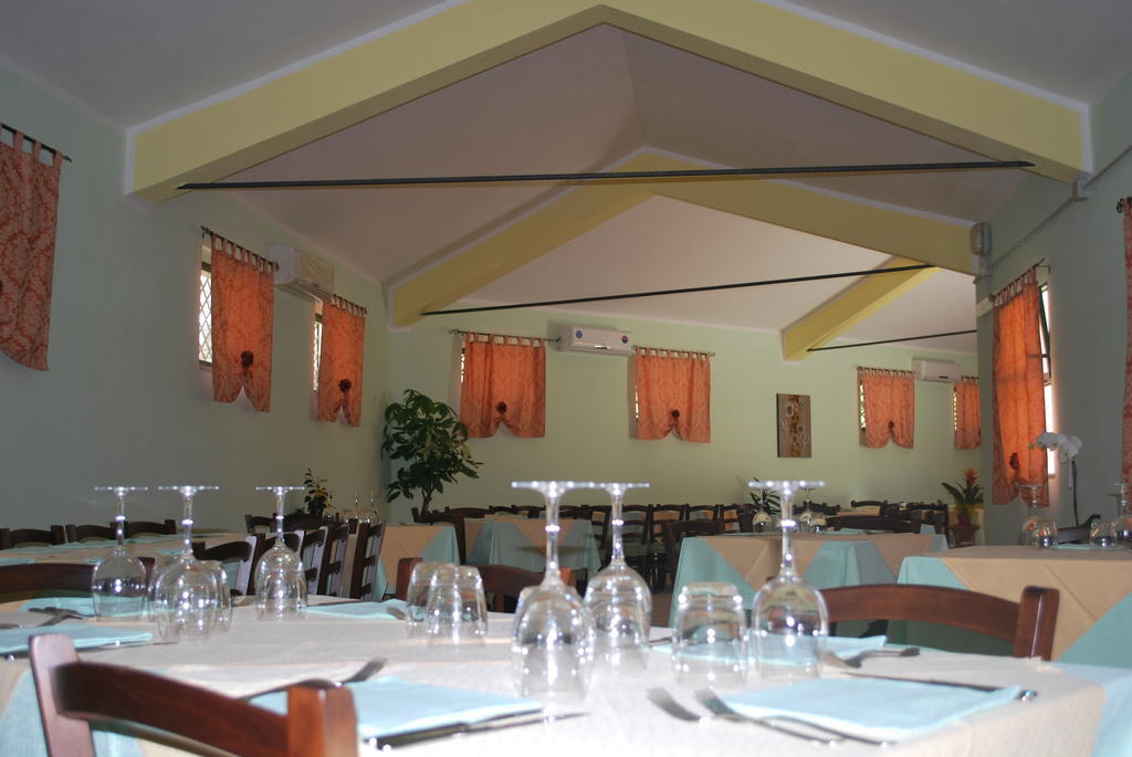 Bed and Breakfast Punto Di Ristoro Uttolo Baunei Exterior foto